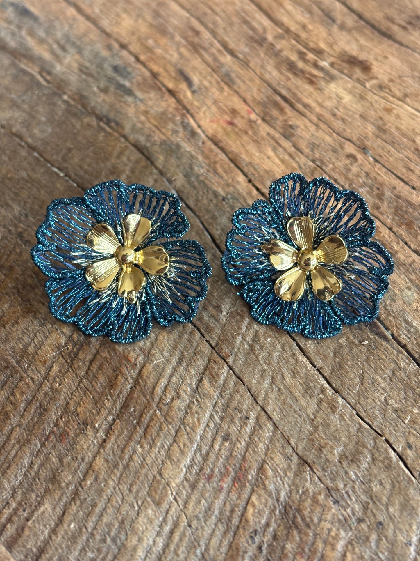 Aros 102